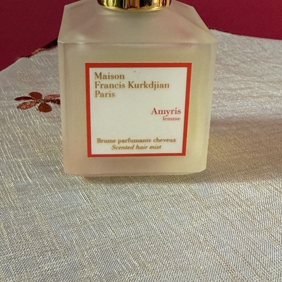 Maison Francis Kurkdjian Amyris Hair Mist with Gold Cap - Picture 2 of 5